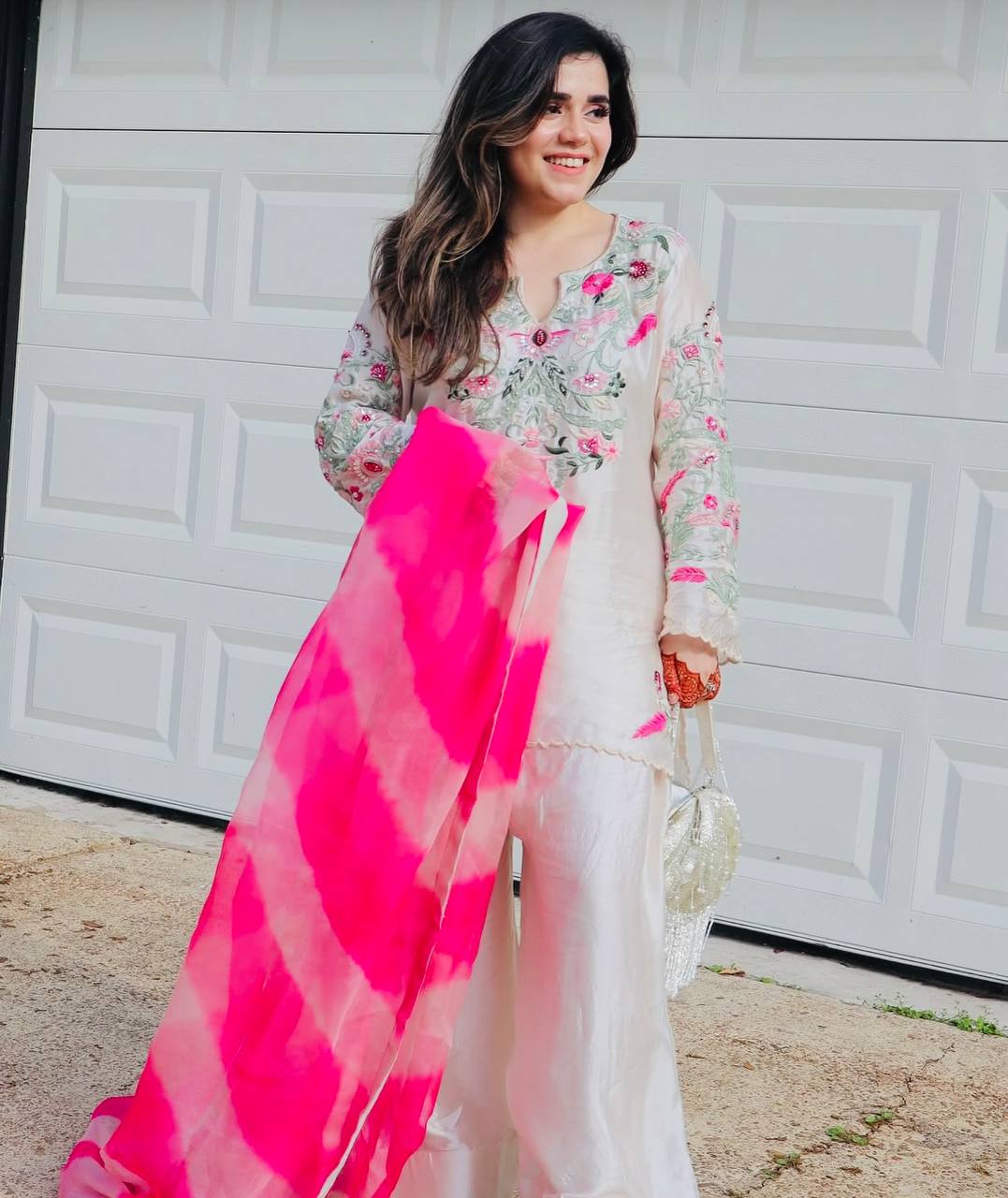 Sundar Saaz A Classic Trendy Ethnic Look Suit Set