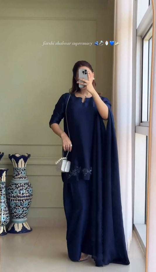 Maahru Majestic Everyday Royal Vibes Bold Farshi Sets