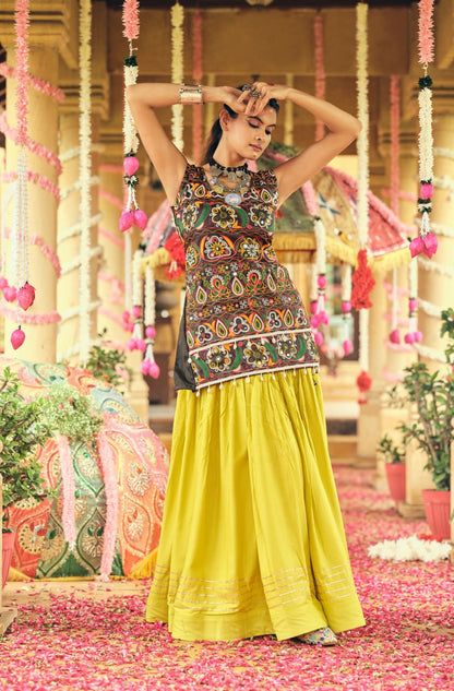 Rang Roop Vibrant Embroidered Chaniya Choli