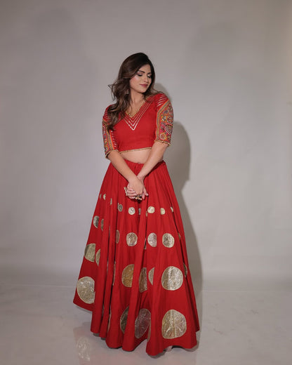 Red Chaniya Choli – A Royal Flair With A Bold Vibe! ✨ Premium Concept