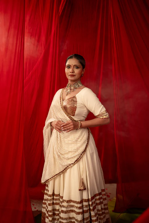 Pure Grace – White Lehenga Choli for Navratri