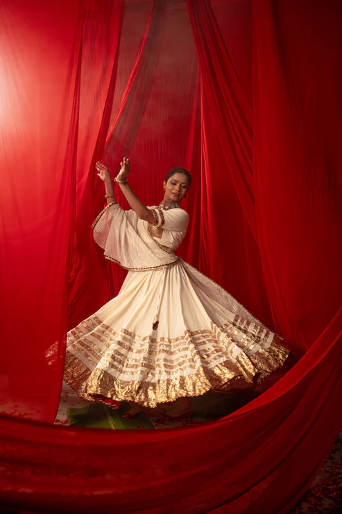 Pure Grace – White Lehenga Choli for Navratri