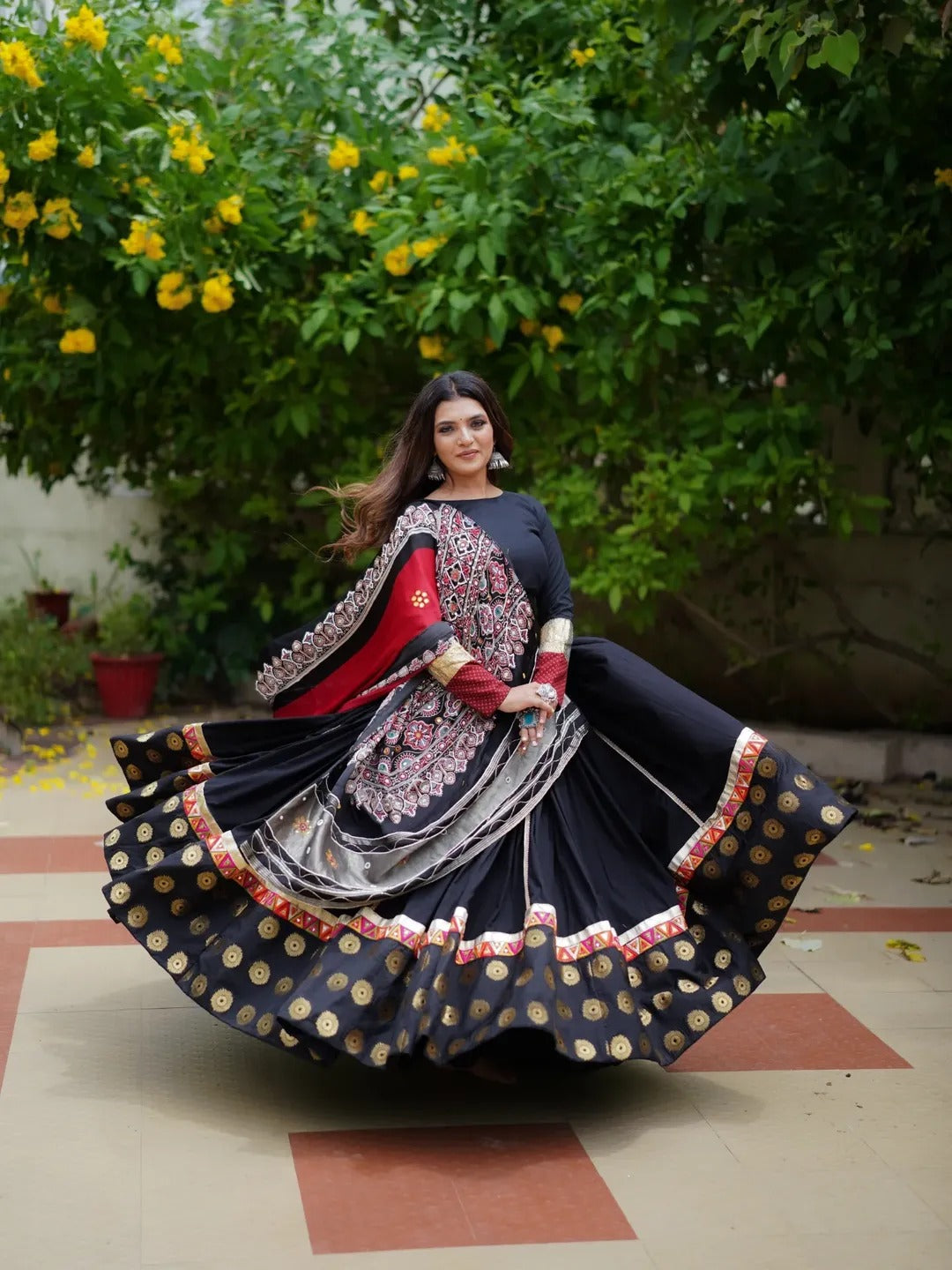 Heavy Dupatta with Black Chaniya Choli for Navratri