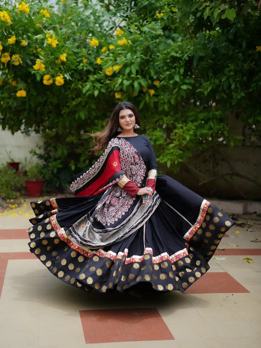 Heavy Dupatta with Black Chaniya Choli for Navratri