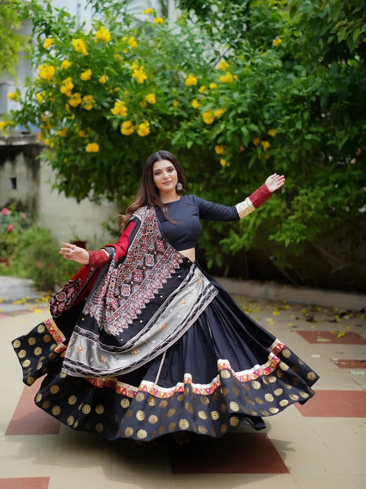 Heavy Dupatta with Black Chaniya Choli for Navratri