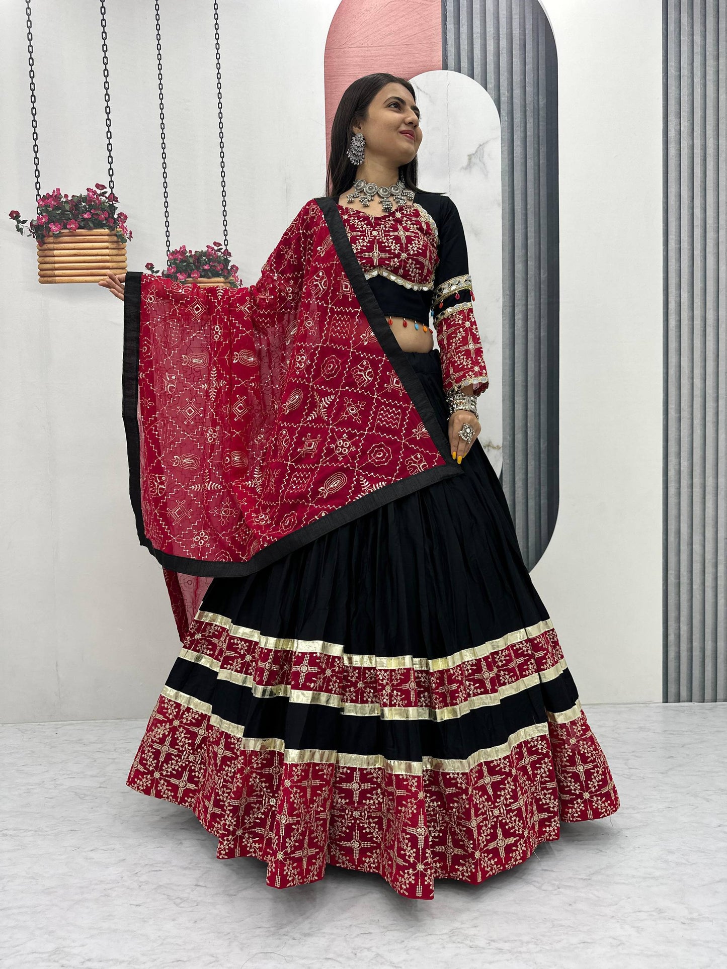 Ridhi Black & Maroon Bandhani Mirror Work Lehenga Choli Set
