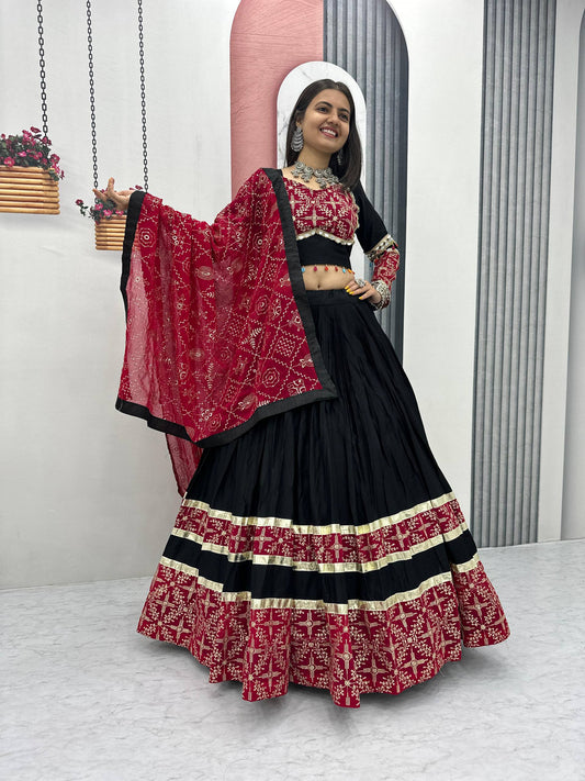 Ridhi Black & Maroon Bandhani Mirror Work Lehenga Choli Set